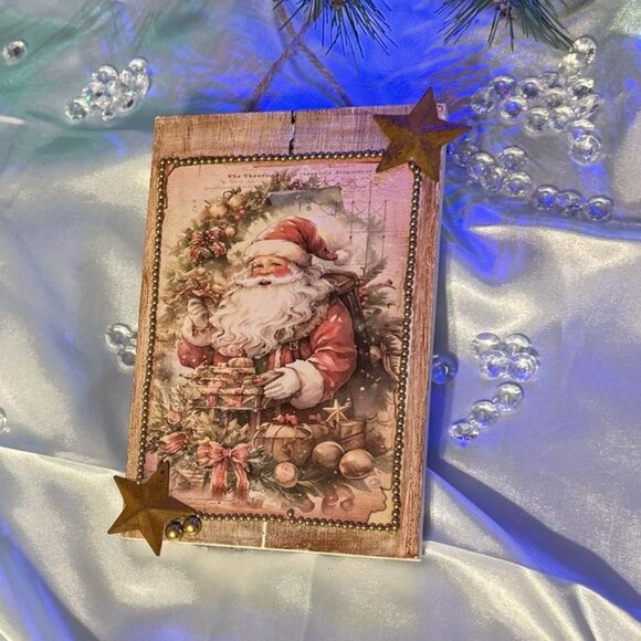 Santa wood hanging decor - Picture 2 of 5